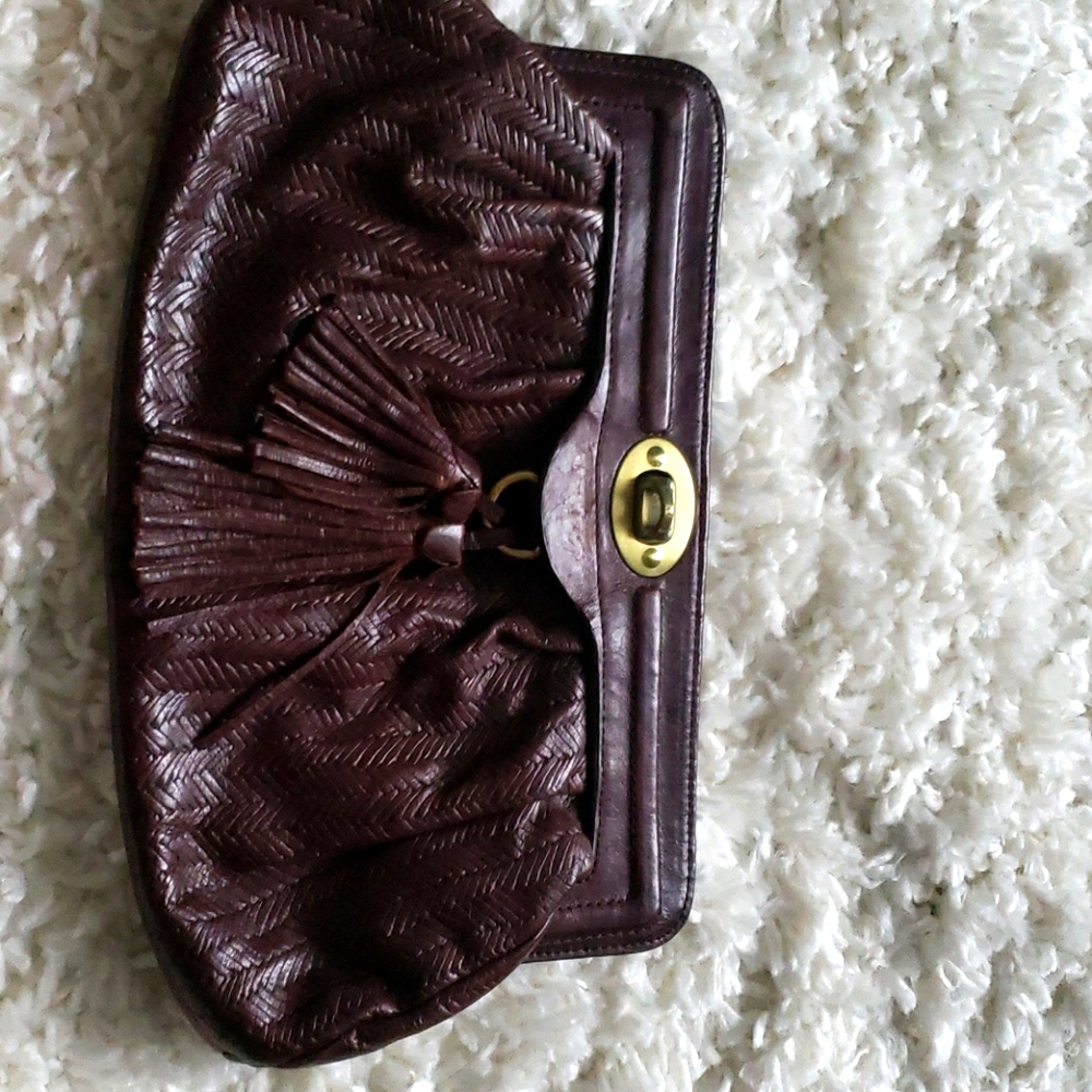 Sabina Leather clutch